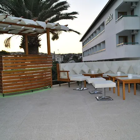 Otel Mare 3*